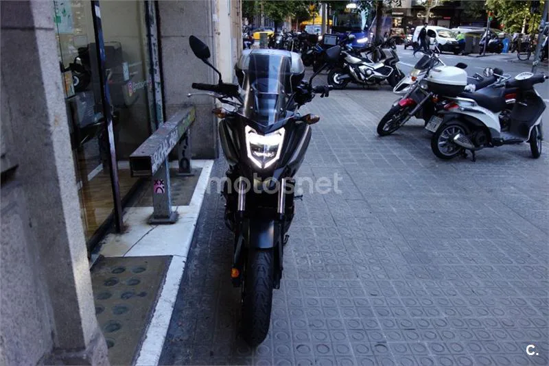 Honda NC 750 – Vista 10