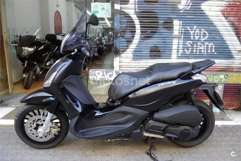 Piaggio Beverly 300 – Vista 14