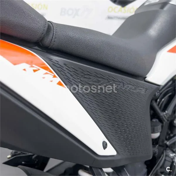 KTM 390 – Vista 13