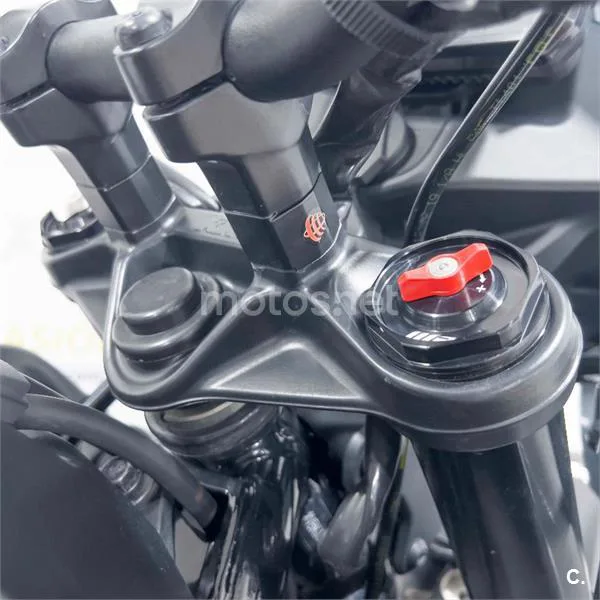 KTM 390 – Vista 17