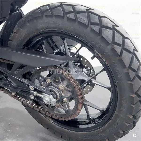 KTM 390 – Vista 8