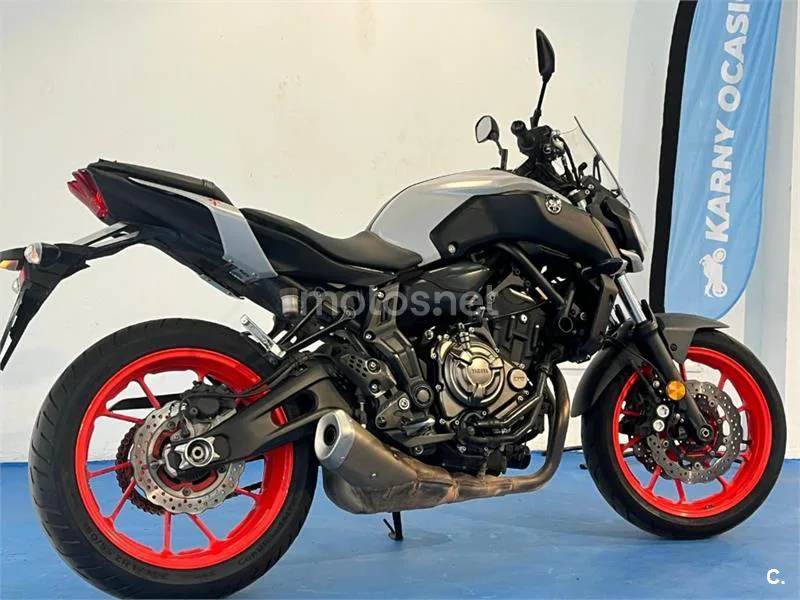Yamaha MT-07 – Vista 5
