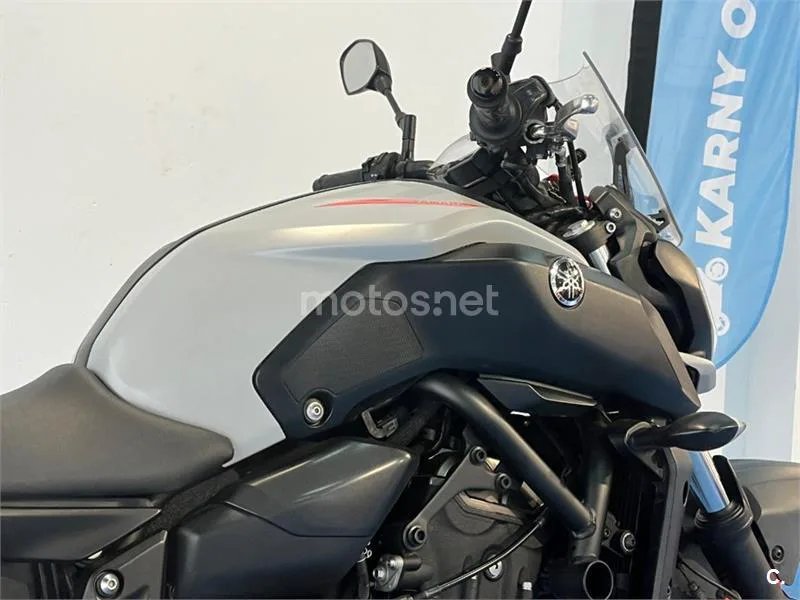 Yamaha MT-07 – Vista 46