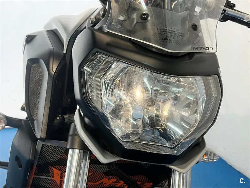 Yamaha MT-07 – Vista 6