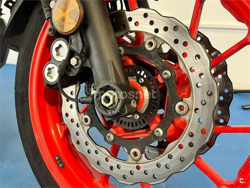 Yamaha MT-07 – Vista 7