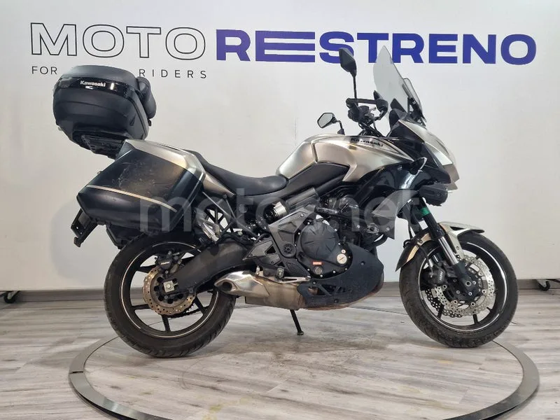 Kawasaki Versys – Vista 6