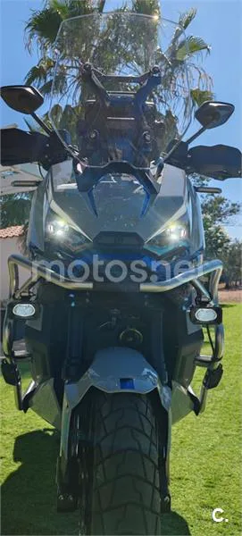 Suzuki Burgman 400 – Vista 24