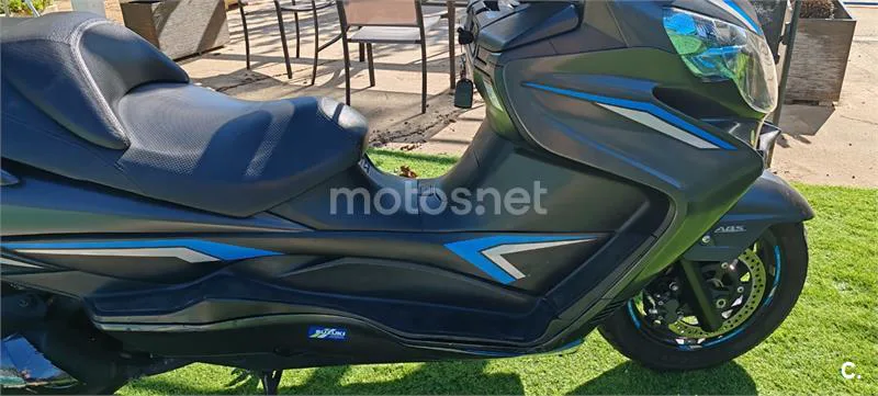 Suzuki Burgman 400 – Vista 4