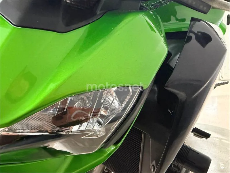 Kawasaki Z900 – Vista 9