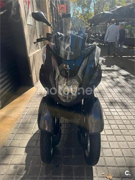 Yamaha Tricity – Vista 17