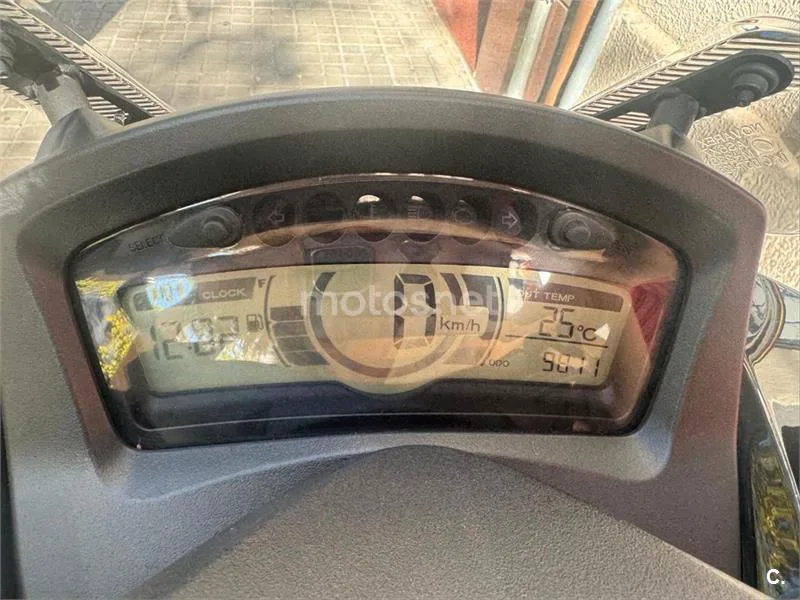Yamaha Tricity – Vista 8