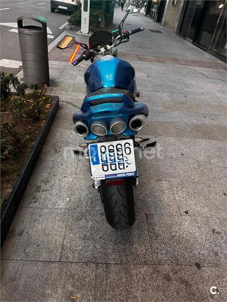 Suzuki GSR 600 – Vista 4