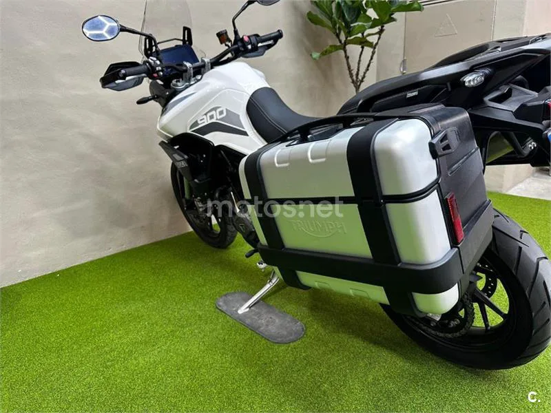 Triumph Tiger 900 – Vista 8