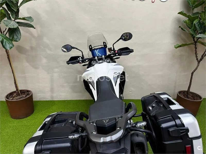 Triumph Tiger 900 – Vista 9