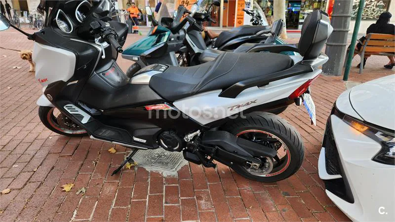 Yamaha TMAX 530 – Vista 5