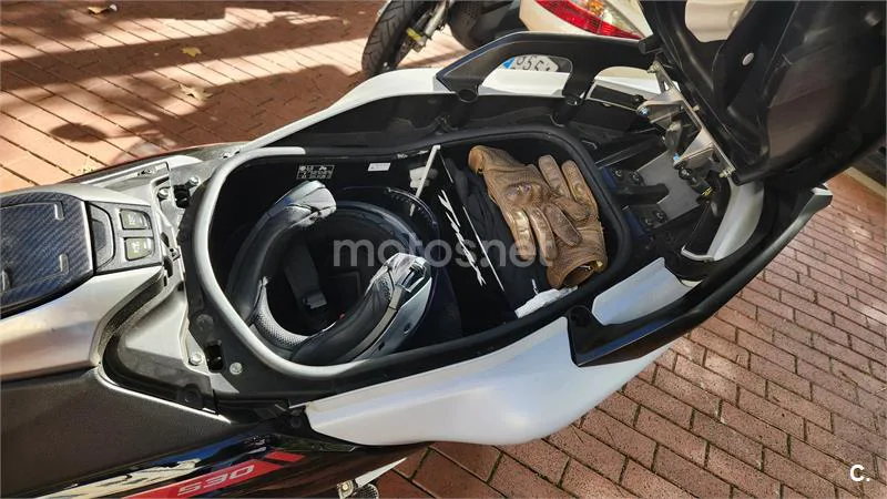 Yamaha TMAX 530 – Vista 6