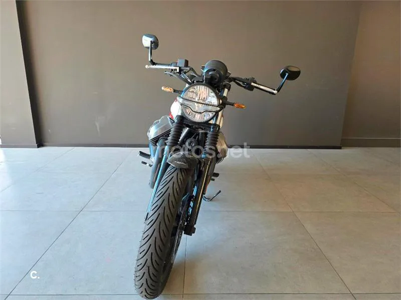 Moto Guzzi V7 – Vista 5