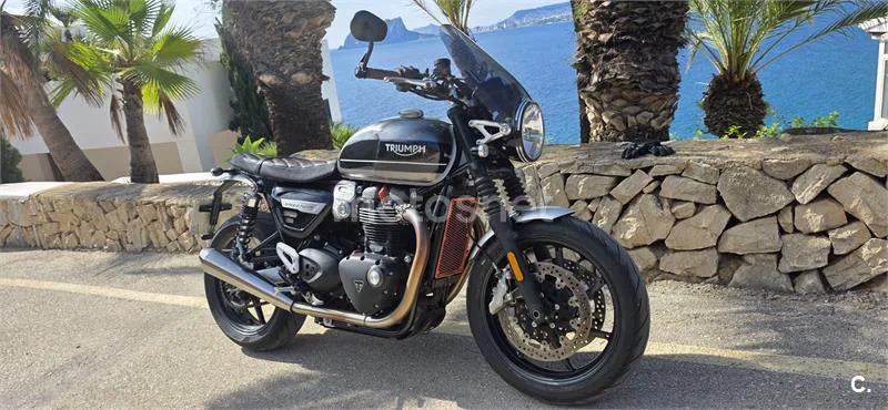 Triumph Speed Twin 1200 – Vista 4