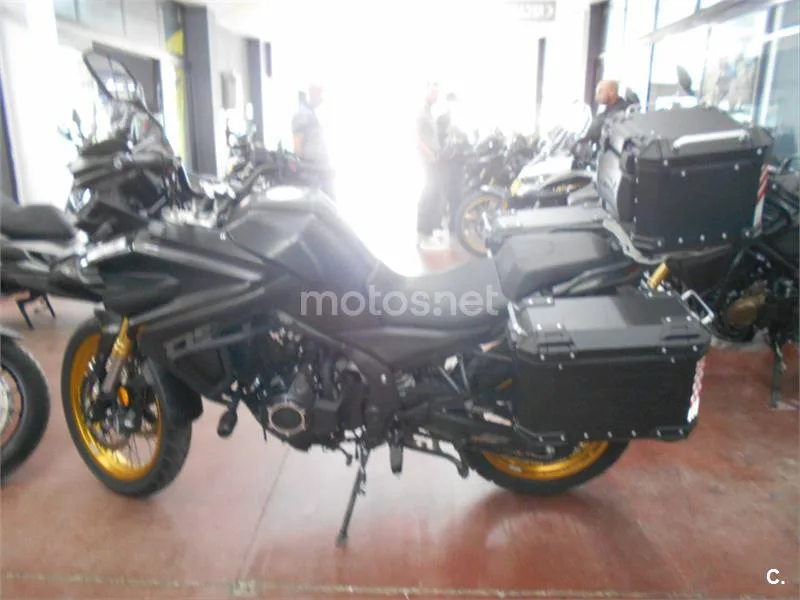 Voge 525 DSX – Vista 3