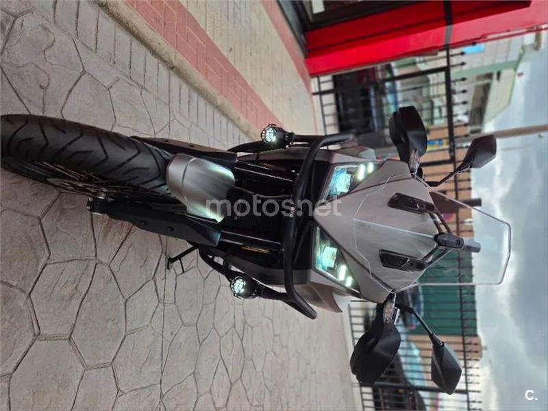 Moto Morini X-Cape – Vista 4