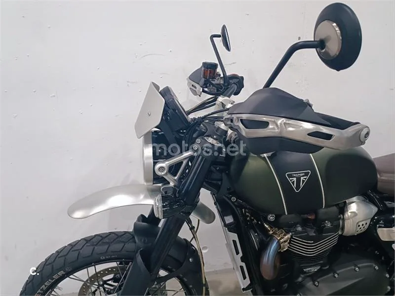 Triumph Scrambler 1200 – Vista 14