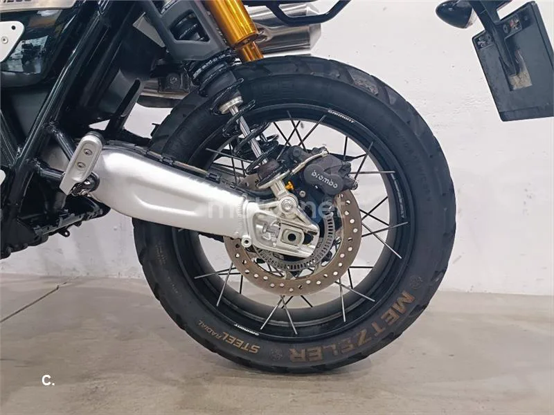 Triumph Scrambler 1200 – Vista 19