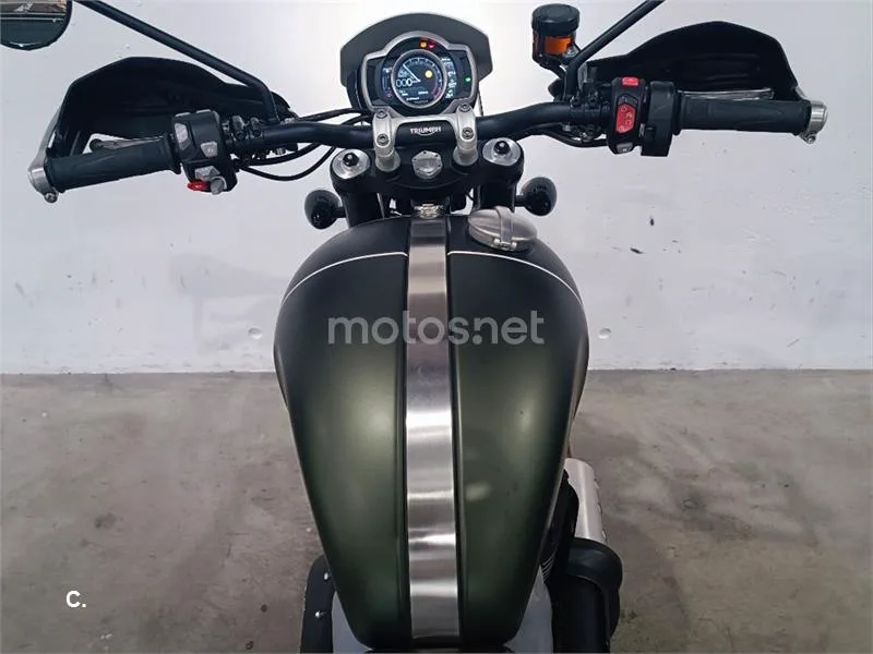 Triumph Scrambler 1200 – Vista 21