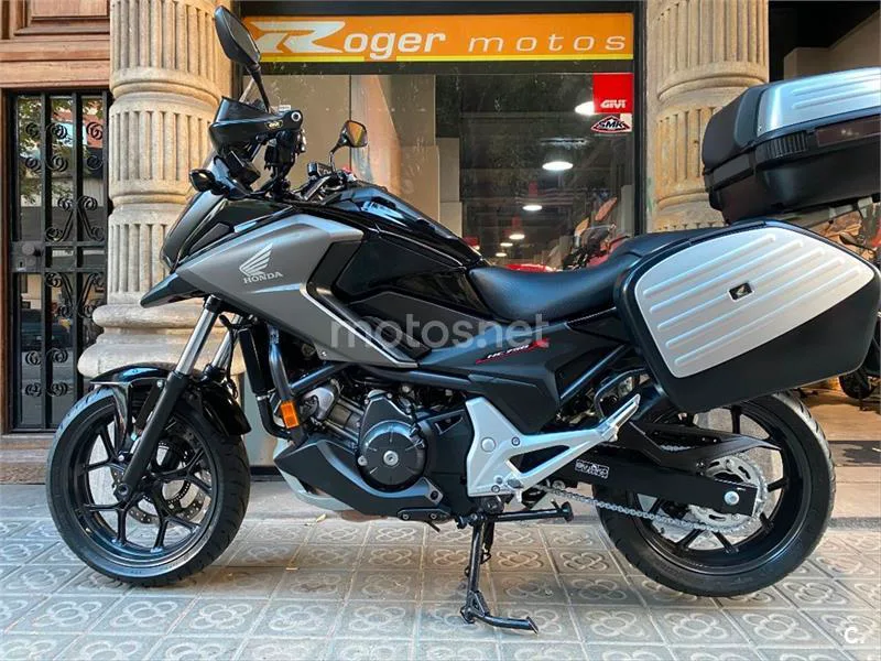 Honda NC 750 – Vista 4