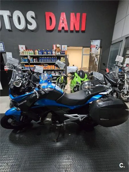 CFMOTO 650MT – Vista 7