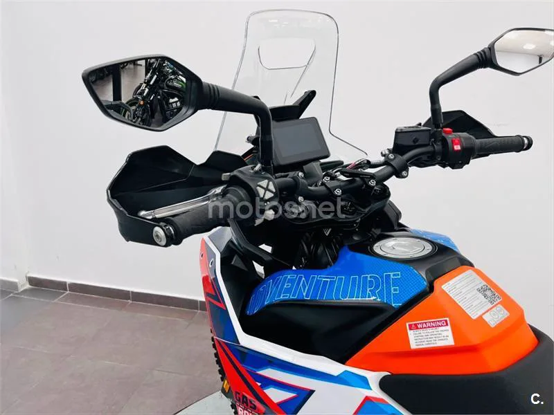 KTM 790 – Vista 9
