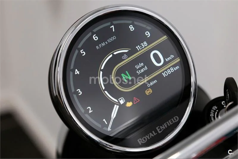 Royal Enfield Bear 650 – Vista 5