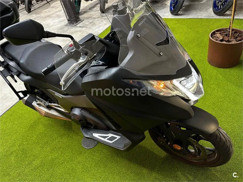 Honda Integra – Vista 10