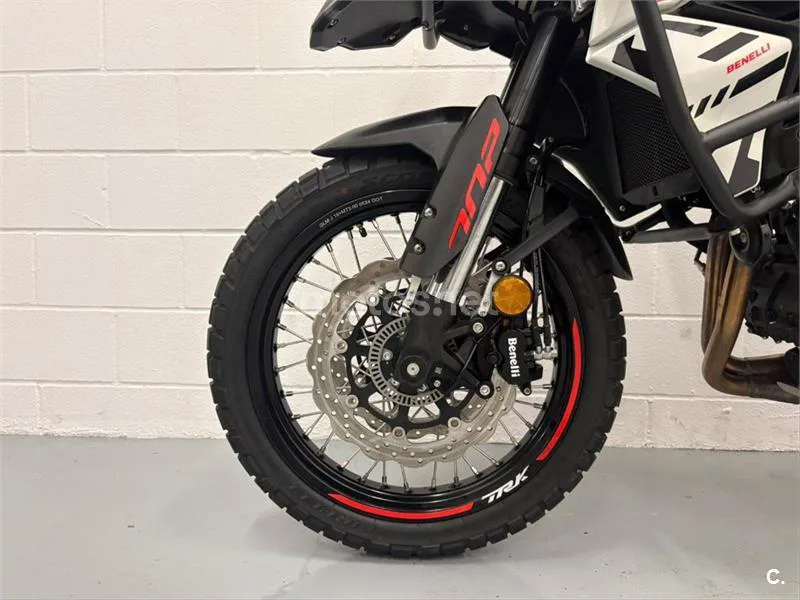 Benelli TRK 702 X – Vista 13