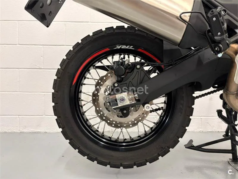 Benelli TRK 702 X – Vista 15