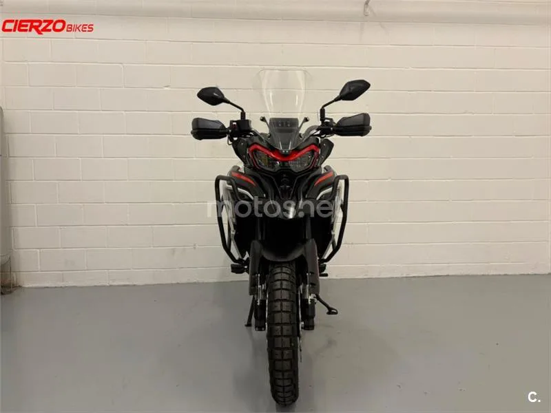 Benelli TRK 702 X – Vista 7