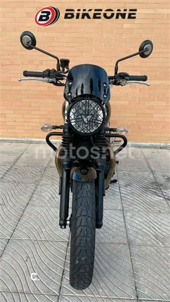 Triumph Speed Twin 900 – Vista 6