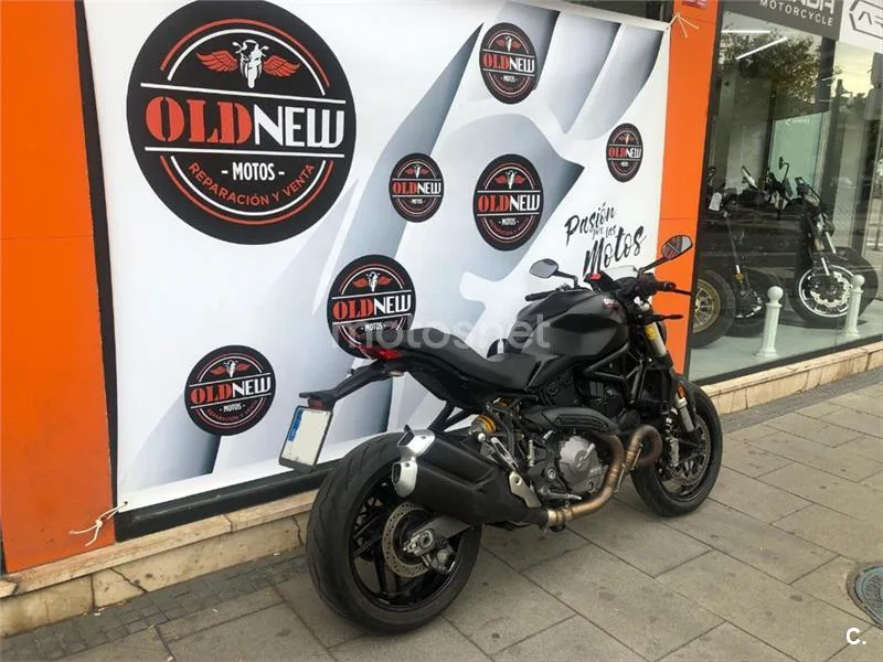 Ducati Monster 821 – Vista 5