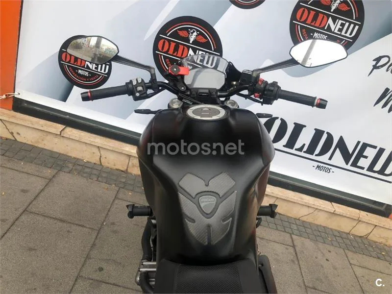 Ducati Monster 821 – Vista 6