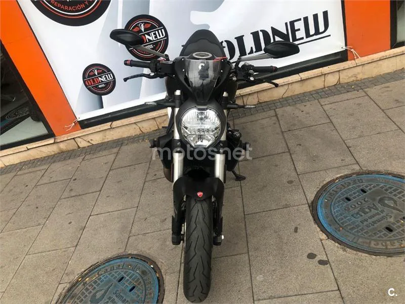 Ducati Monster 821 – Vista 8