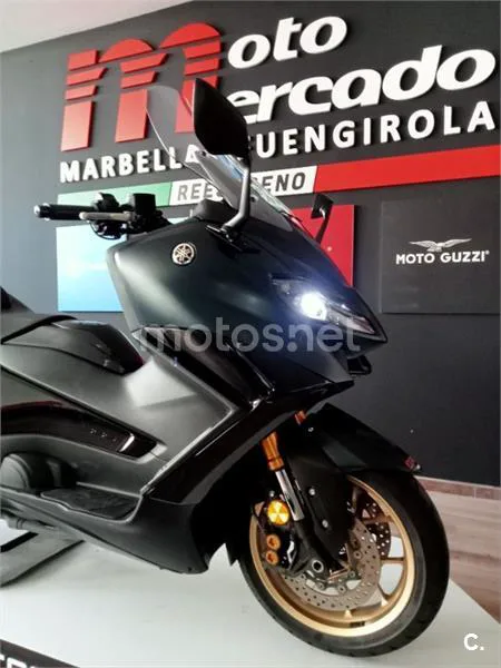 Yamaha TMAX – Vista 3