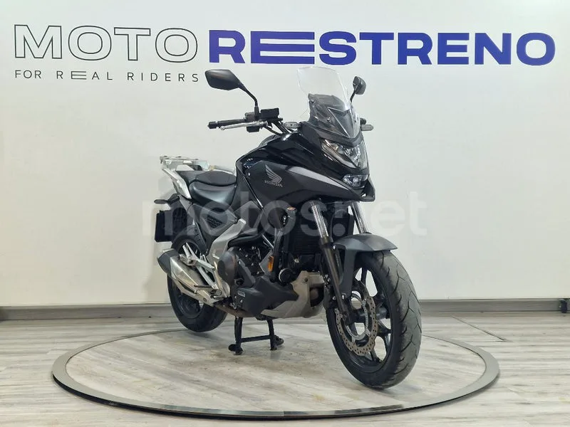 Honda NC 750 X – Vista 6