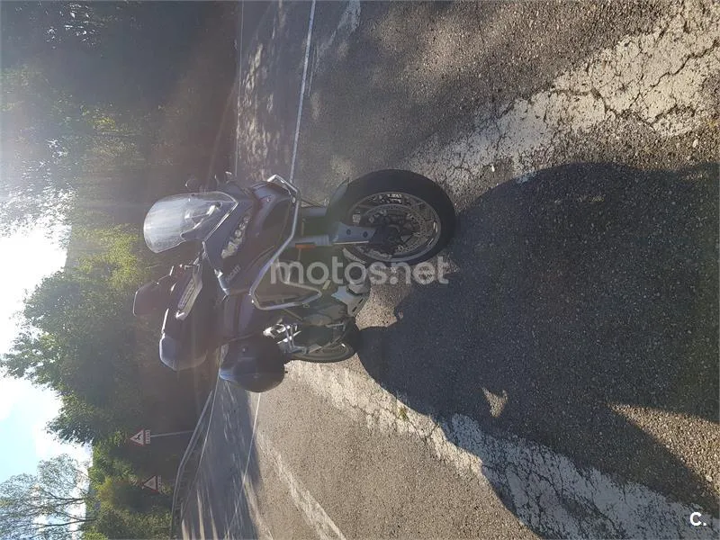 Ducati Multistrada – Vista 2
