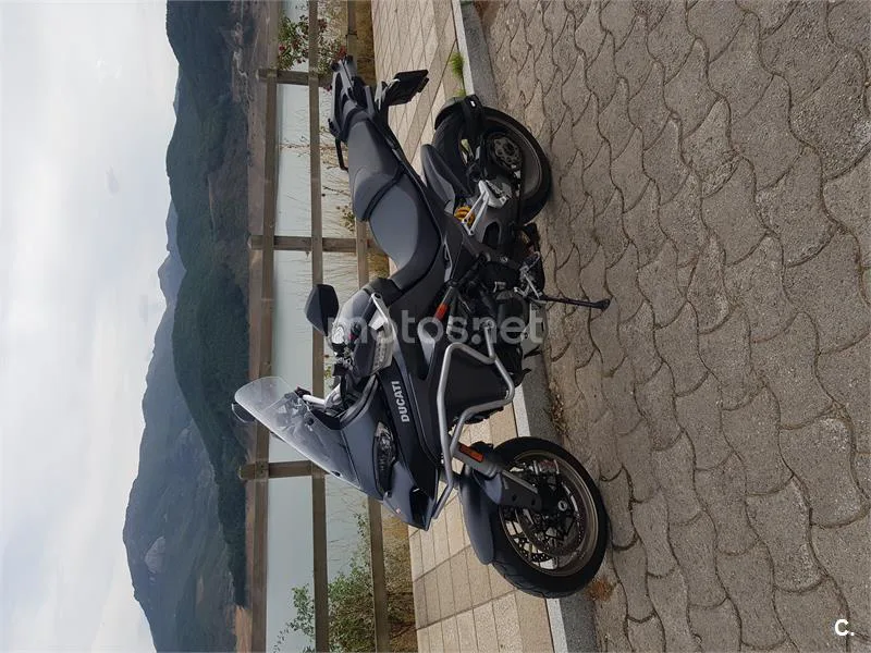 Ducati Multistrada – Vista 3
