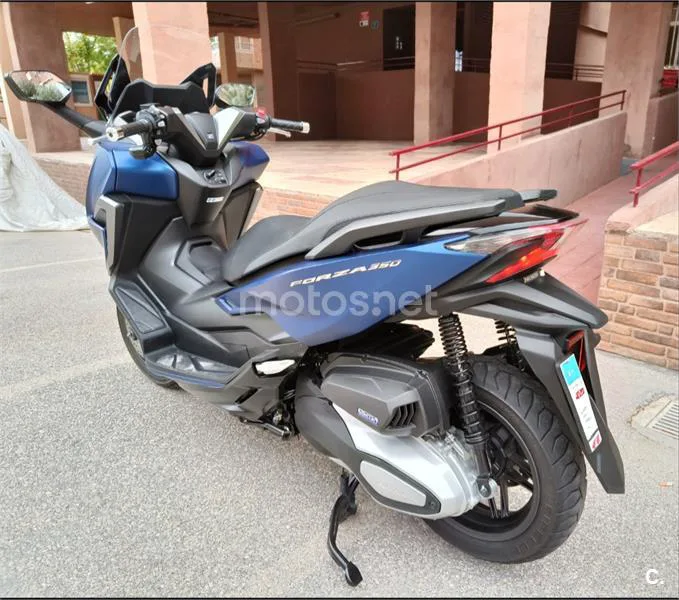 Honda Forza 350 – Vista 3