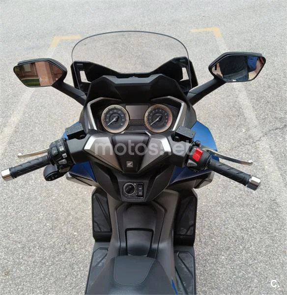 Honda Forza 350 – Vista 5