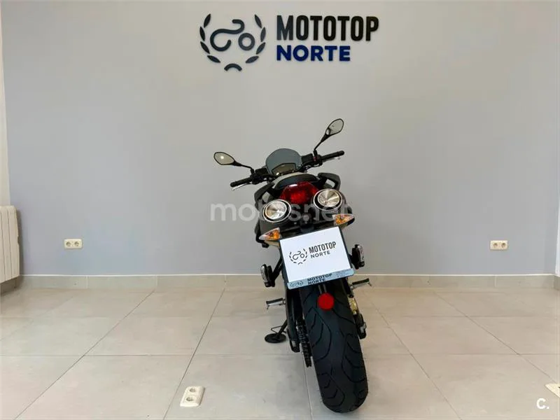 Aprilia Shiver 900 – Vista 4