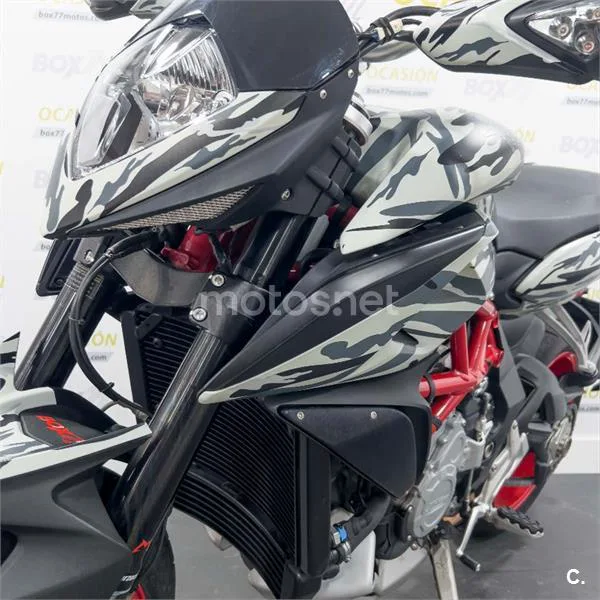 MV Agusta Rivale 800 – Vista 24