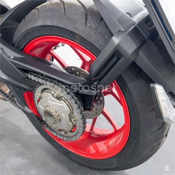 MV Agusta Rivale 800 – Vista 7