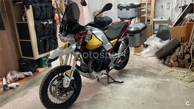 Moto Guzzi V 85 TT – Vista 4