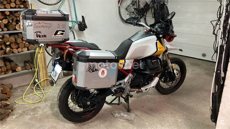 Moto Guzzi V 85 TT – Vista 5